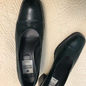 Bottle green Italian made pumps